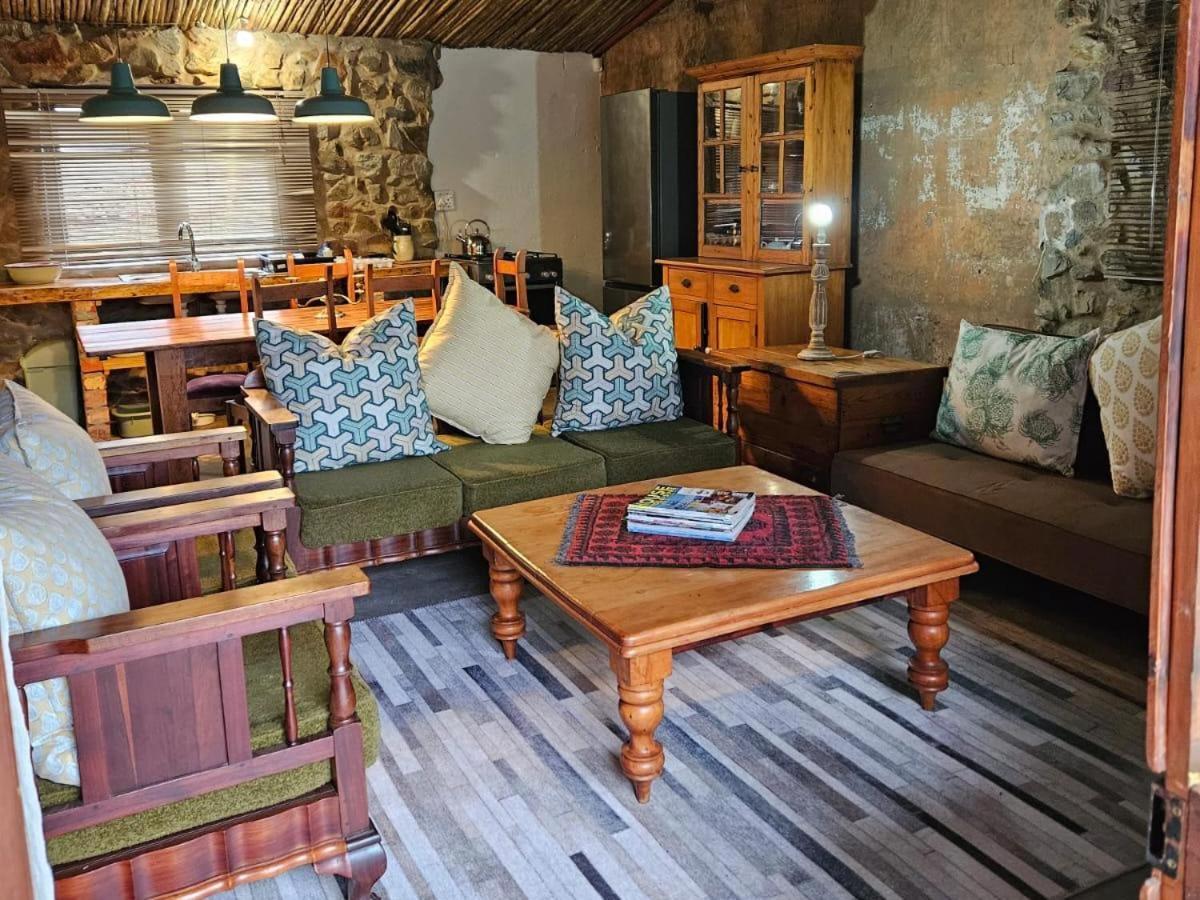 קניסנה The Riverdeck Accommodation And Backpackers מראה חיצוני תמונה