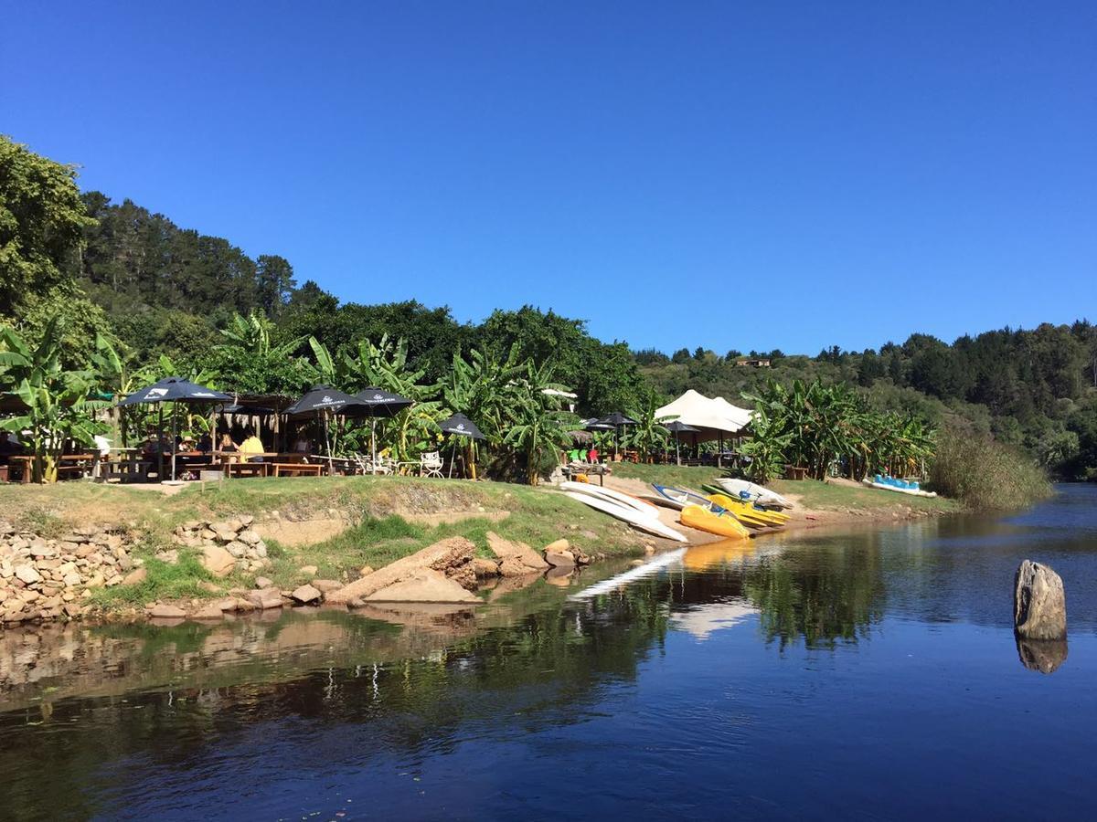 קניסנה The Riverdeck Accommodation And Backpackers מראה חיצוני תמונה
